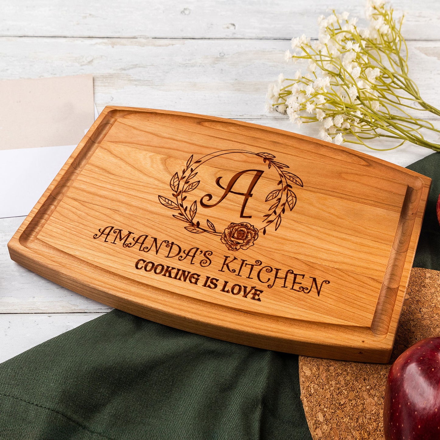 Tayfus Personalized "Best Mom Ever" Cutting Board – Elegant Floral Design