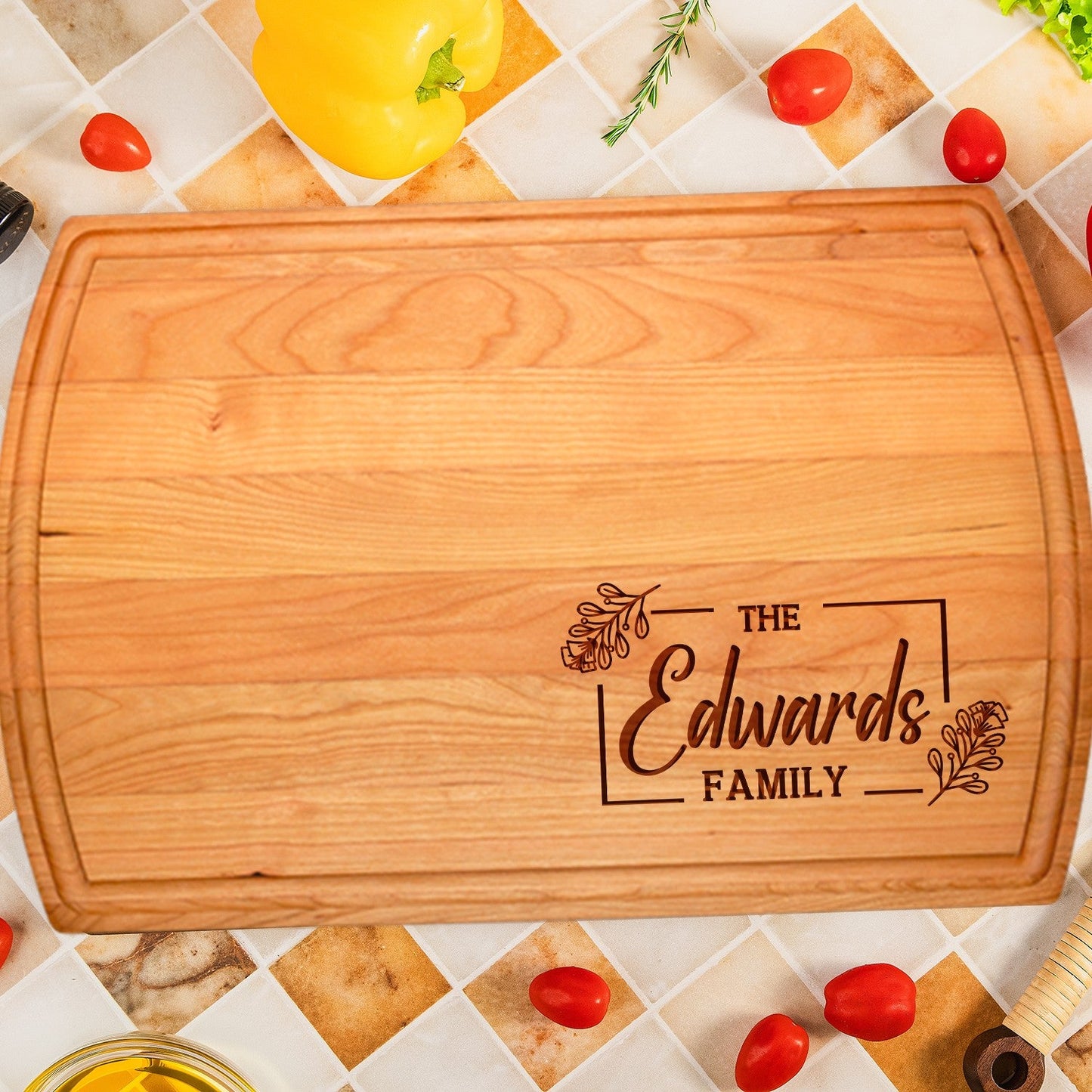 Personalized Cutting Board with Floral Frame and Family Name - Tayfus