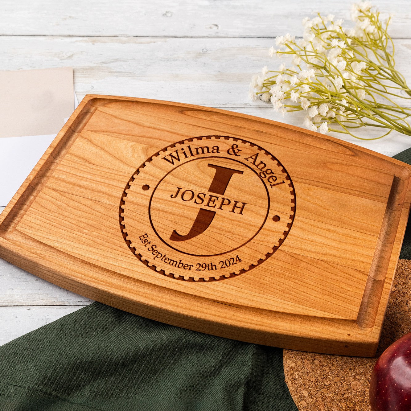 Tayfus Monogrammed Circular Cutting Board Design - Perfect Personalized Gift