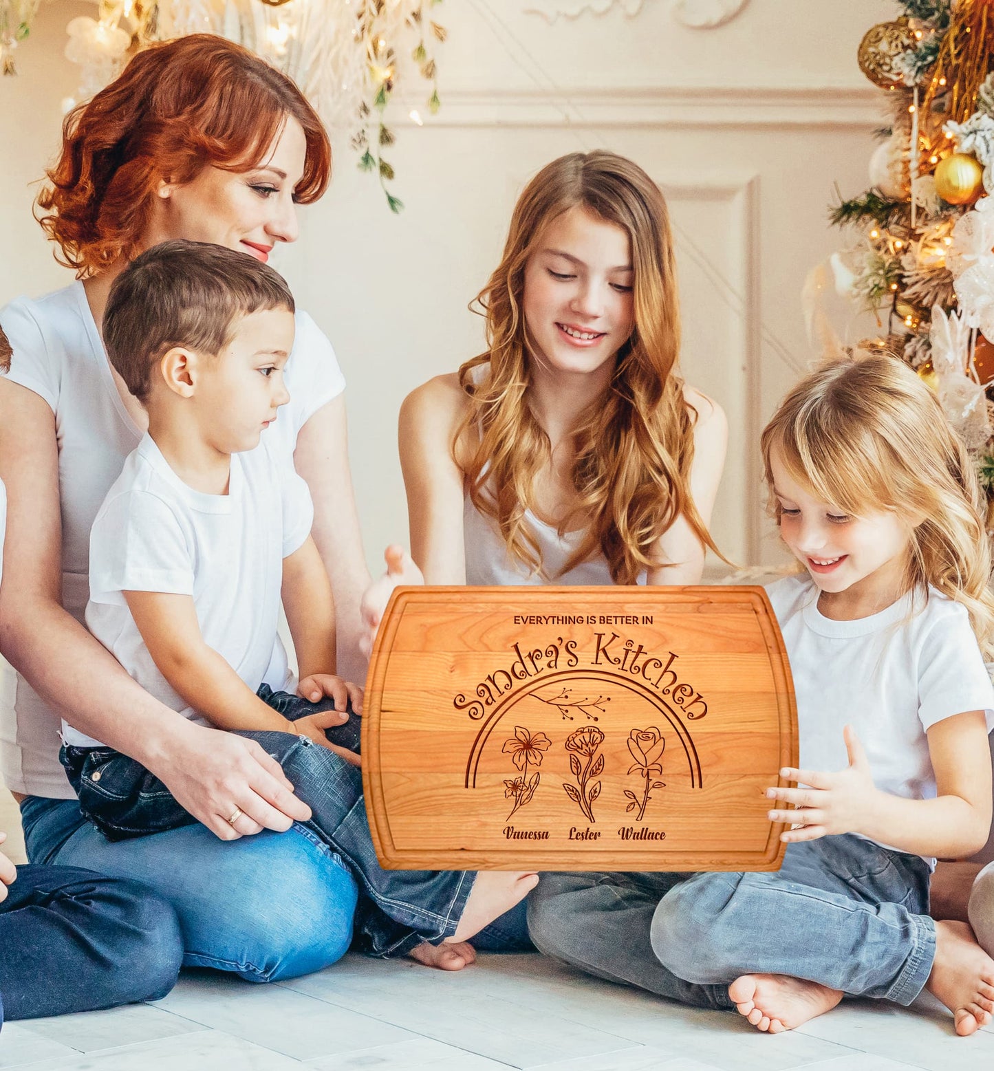 Personalized Birth Flower Cutting Board – Custom Gift for Mom or Grandma