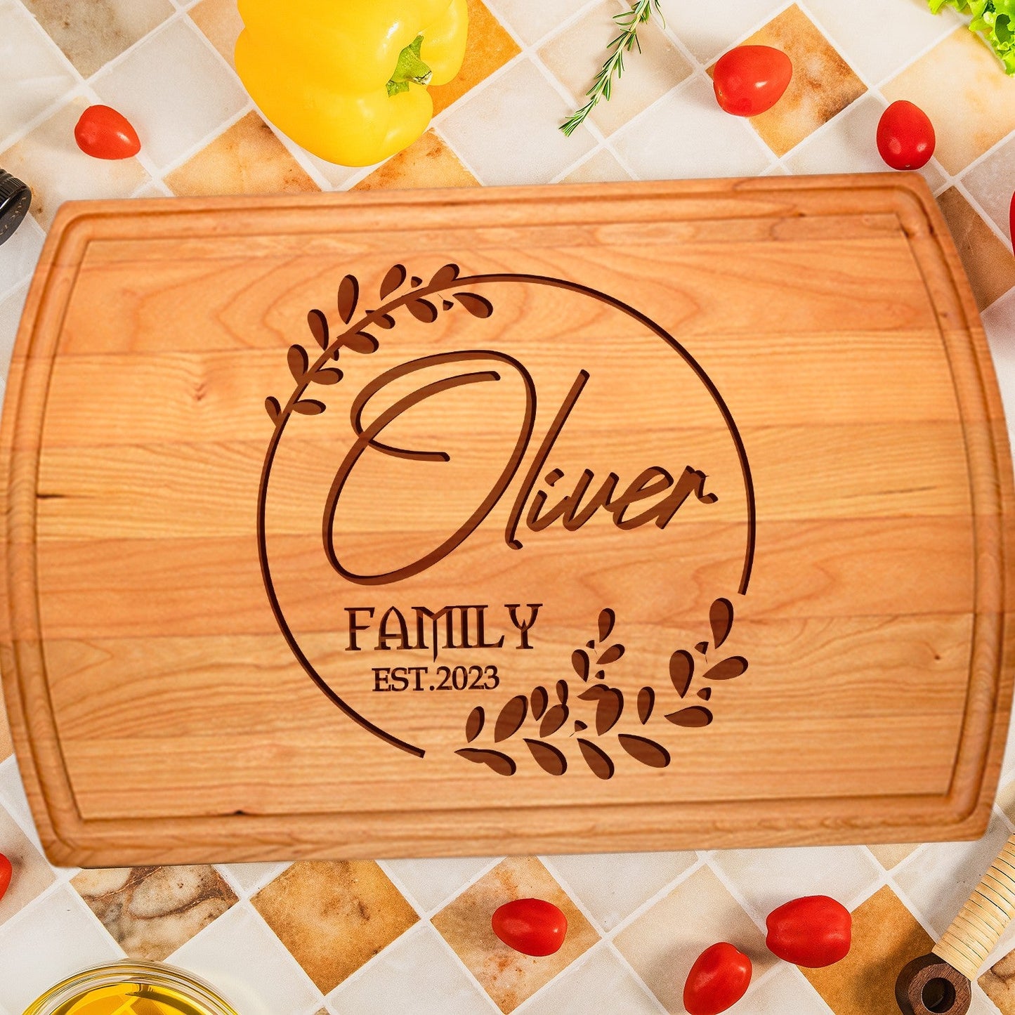 Custom Family Circle Design with Leaf Motif and Established Year - Tayfus