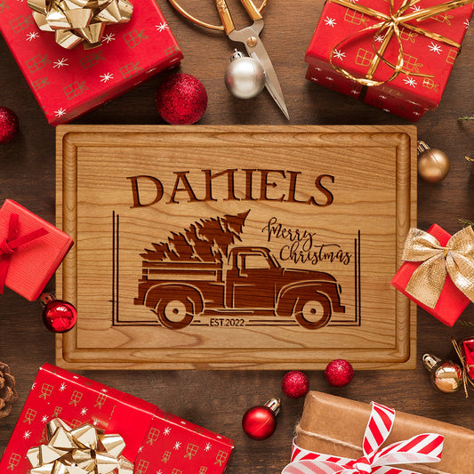 Festive Christmas Cutting Board with Vintage Truck and Family Name - Tayfus