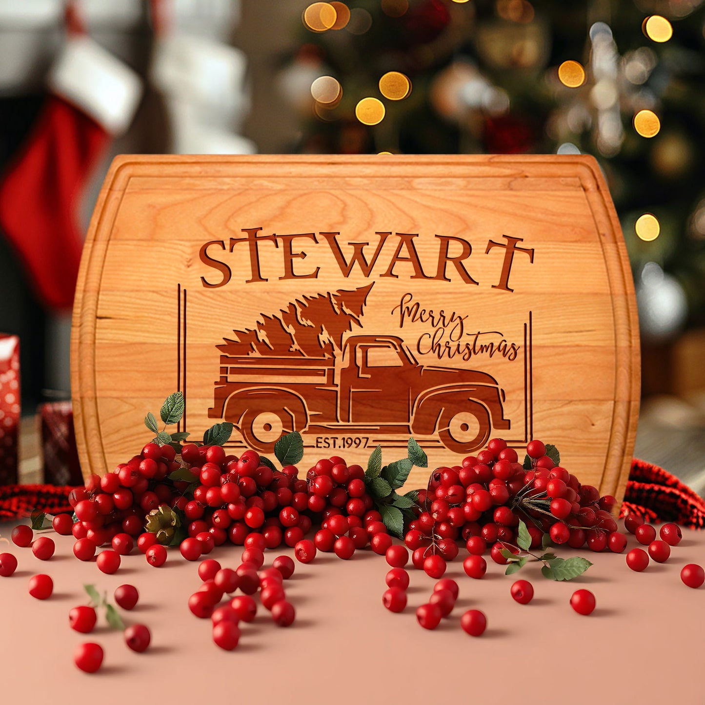 Festive Christmas Cutting Board with Vintage Truck and Family Name - Tayfus