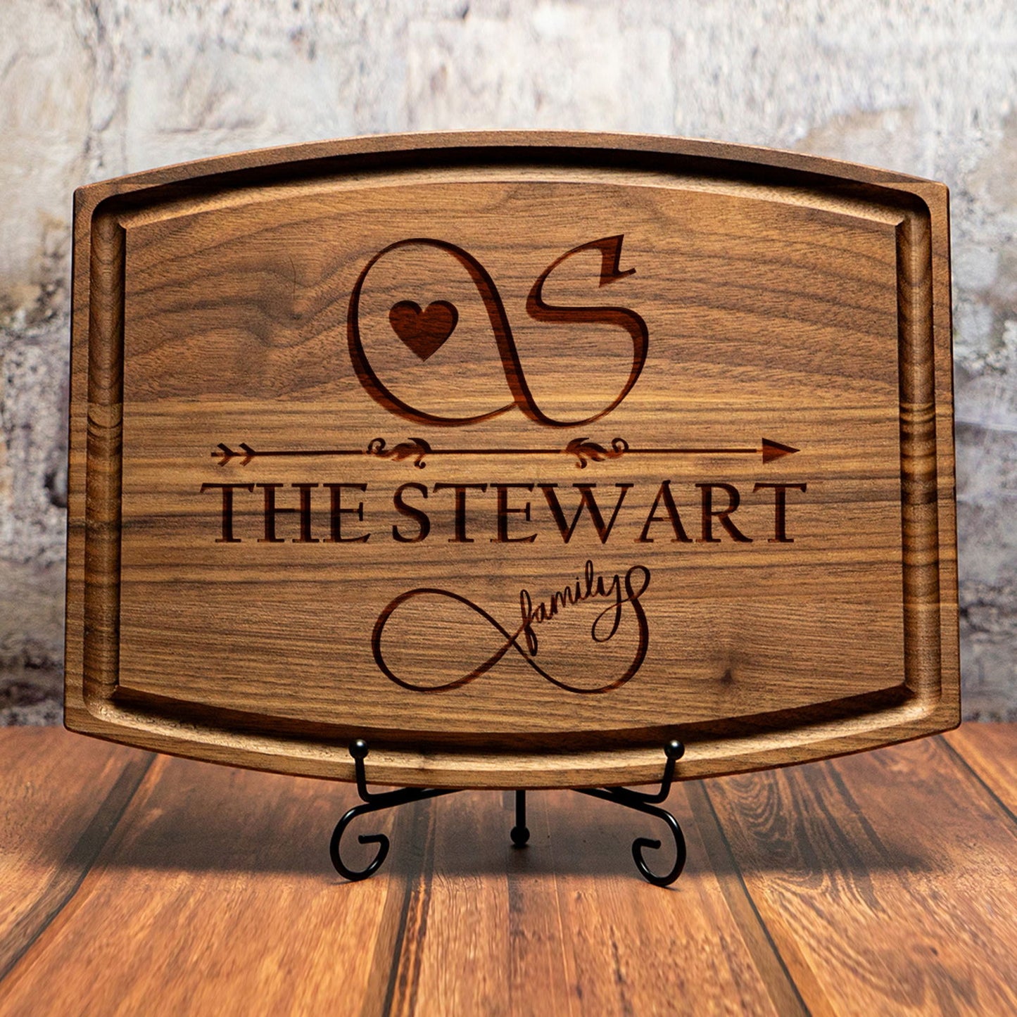 Personalized Cutting Board with Monogram Arrow and Heart Design - Tayfus