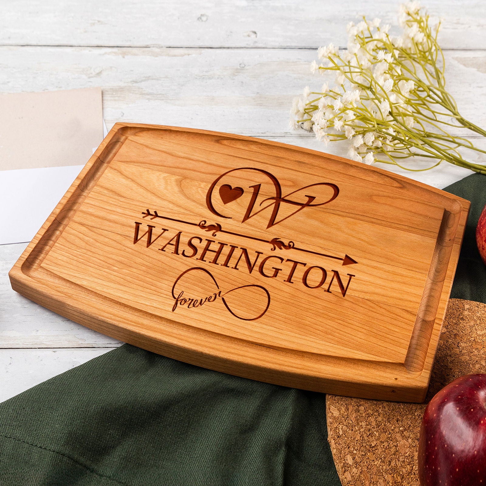 Personalized Cutting Board with Monogram Arrow and Heart Design - Tayfus