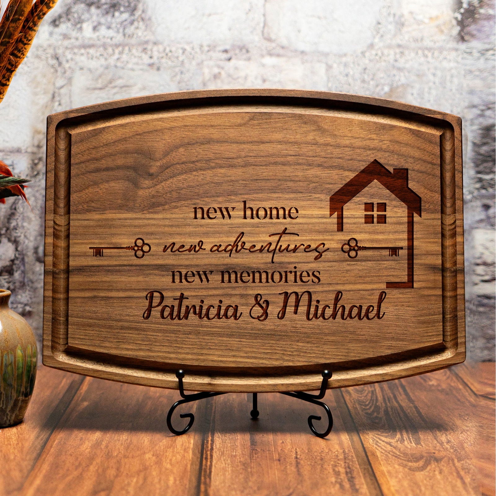 New Home Personalized Cutting Board with Key and House Design - Tayfus