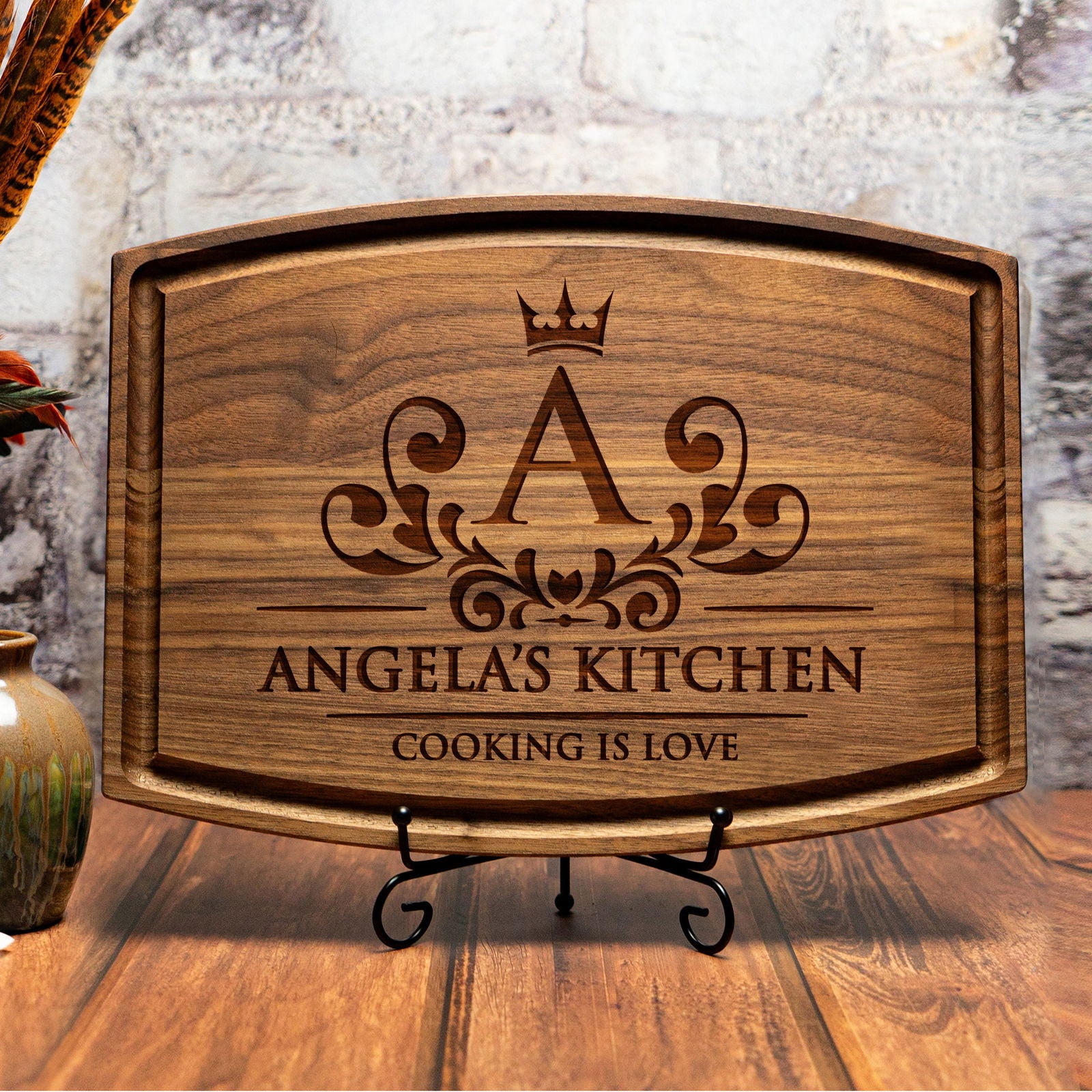 Tayfus Custom Kitchen Cutting Board with Elegant Monogram Design